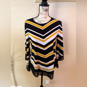 ALFANI Women’s Yellow, white and Black Abstract Bell Sleeve Tunic - Size PM